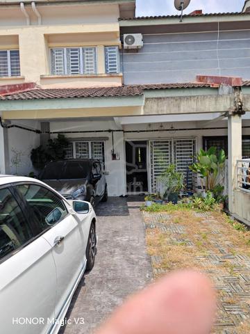 Fully Furnished Selangor Sepang Room For Rent 1
