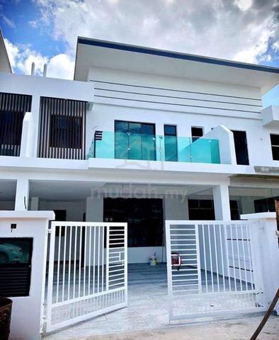 22x85 Double Storey Superlink, Gated Guarded, Backyard 10ft 1