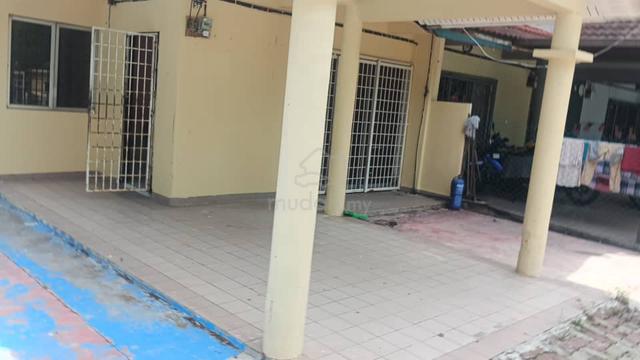 Corner Double Storey Terrace Seksyen 4 Bandar Baru Bangi dekat sekolah 1