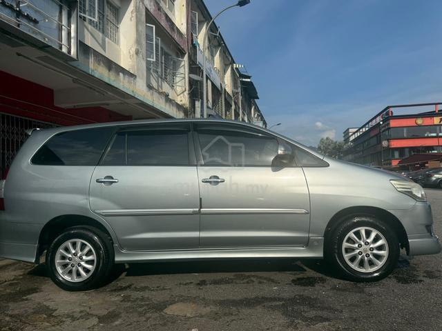 2013 Toyota INNOVA 2.0 G (AT) For Sale - 5