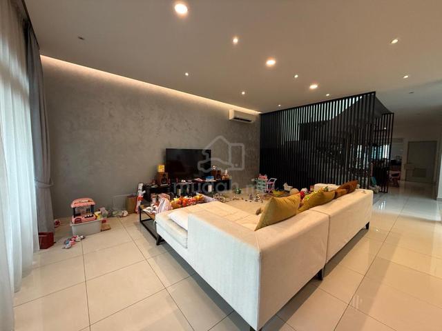 Horizon Hills The Hills Double Storey Superlink 26x80 Fully Renovated 1