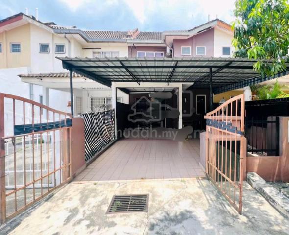 【Fully Renovated】2 Storey House @ Taman Puchong Utama 1