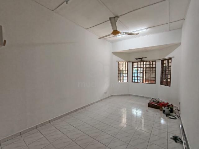 Taman Lucky, Bangsar - Newly Renovated Single Storey Terrace 1