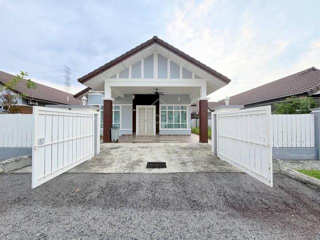 RENOVATED GUARDED 1 Storey Bungalow Bukit Senawang Perdana 1