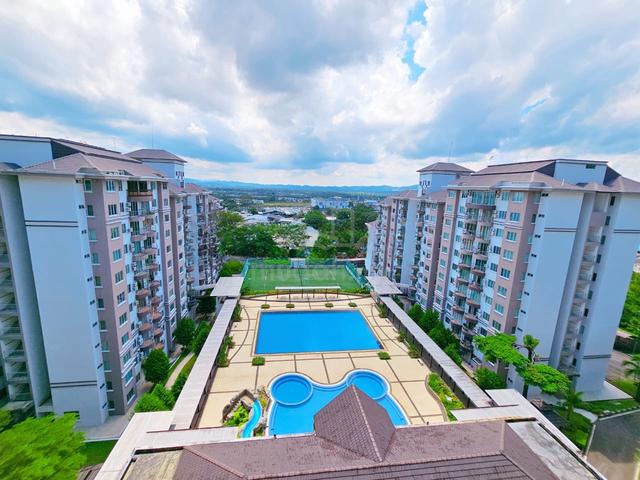 Hillview Loft Condominium 1