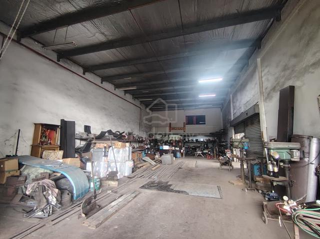 1.5 Storey Corner Factory Taman Mount Austin Tebrau Johor Bahru 1