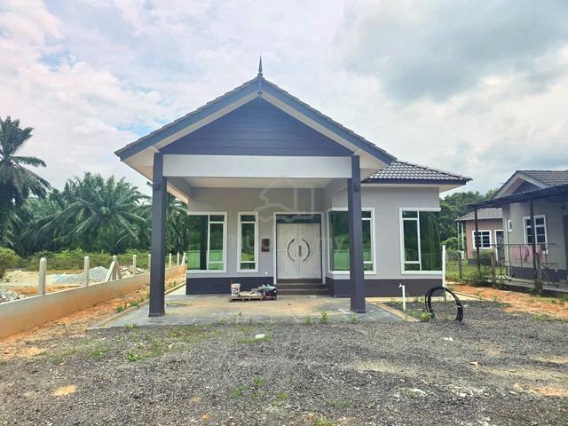 Rumah banglo CANTIK 4BILIK KG PADANG LIMAU NIPIS BUKIT PAYUNG 1