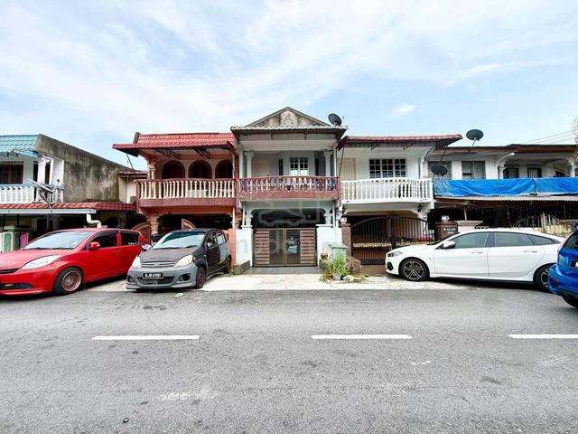 RENOVATED & FULLY EXTENDED | 2 STOREY TAMAN Lindungan Jaya 1