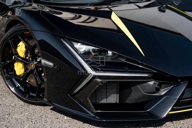 2025 Lamborghini Revuelto V12 Hybrid DONE 364MILES - 4