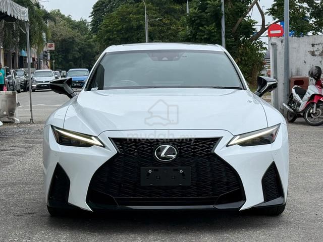 2023 Lexus IS300 2.0 F-SPORT MODE BLACK III S/R - 3