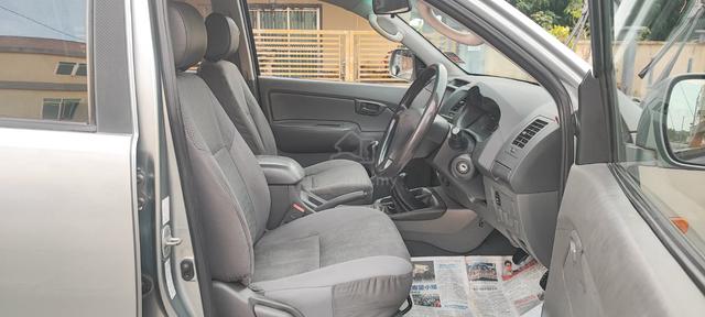 2012 Toyota HILUX2.5G VNT FACELIFT 1 Owner,Ori Cat - 4