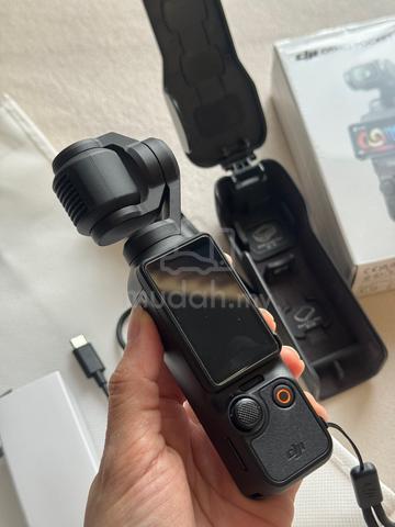 DJI Osmo Pocket 3 for Sale | 99% Like New - photo 2 of 3