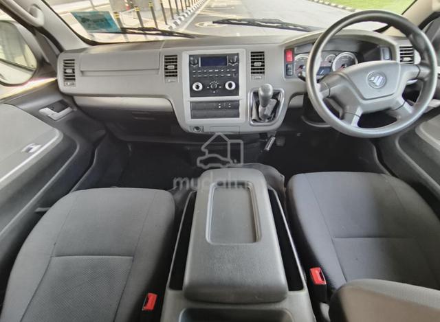 (USED) 2024 Foton VIEW C2 2.8 (M) 10 Seater - 3