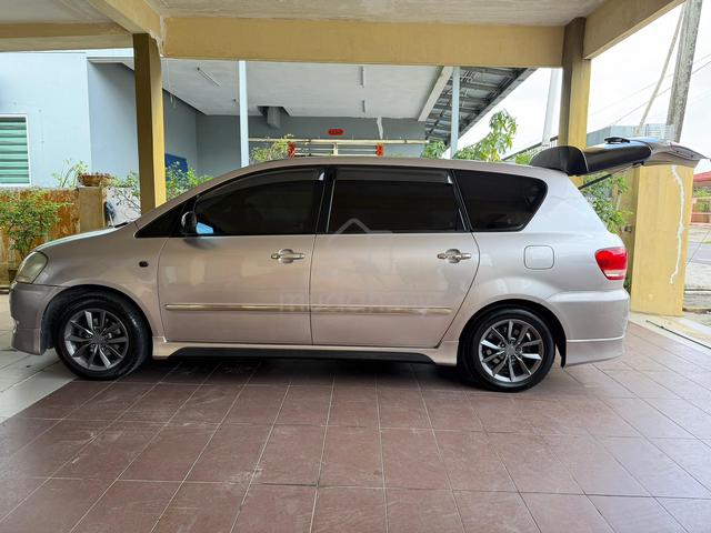2001 Toyota IPSUM 2.4 VVTI (A) - 3