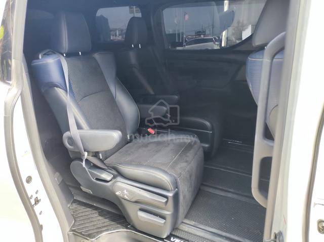 2017 Toyota VELLFIRE 2.5 Z GOLDEN EYES 1Y-WARRANTY - 5