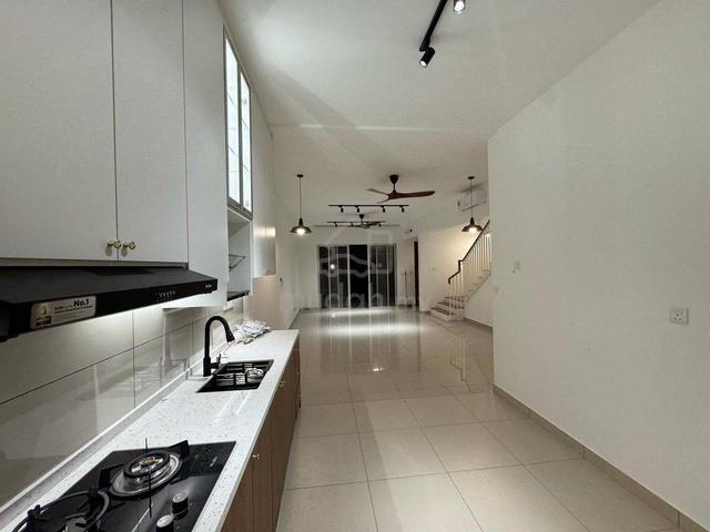 SEWA MURAH! 4 Bilik Double Storey Palma Sands, Gamuda Cove, Sepang 4