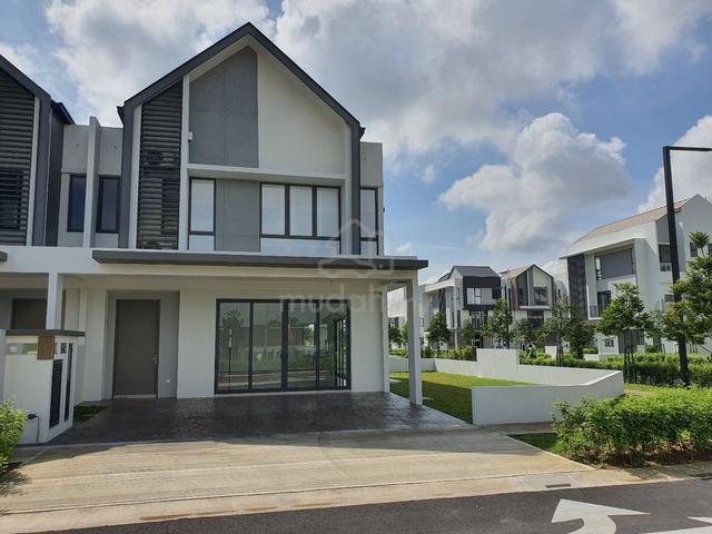 [CORNER LOT] Gamuda 257, Gable House , Kota Kemuning Gamuda 1