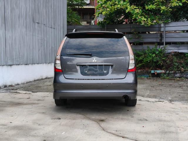 2011 Mitsubishi GRANDIS 2.4 MIVEC (A)FREE WARRANTY - 4