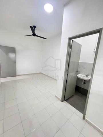 Desaru Utama, Bandar Penawar, Setingkat 3B.Tidur 20x60 Full Loan Bumi 4
