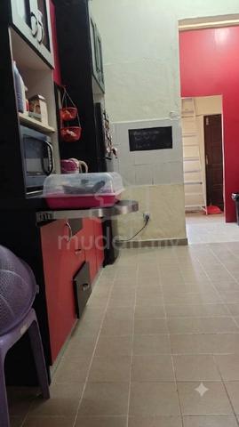 Rumah 2 Tingkat Untuk Dijual 1
