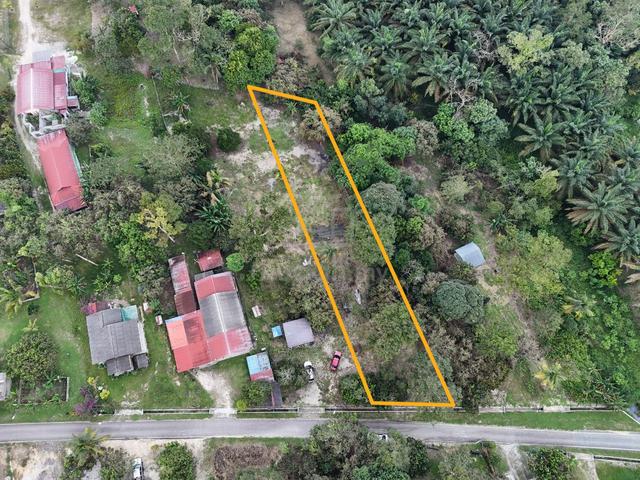 Tanah Pertanian 0.42 ekar Layang-layang, Kluang [MURAH, SESUAI RUMAH] 1