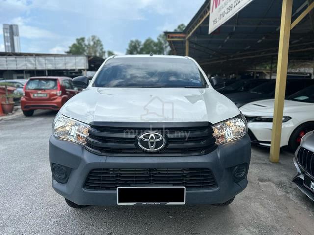 Toyota HILUX 2.4 SINGLE CAB 33K KM WRTY DEC 2027 - 4