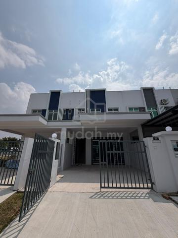 Brand New House | Dato Onn | 15 Minutes to CIQ | All Are Welcome 1
