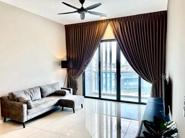 Queens Residences Q1 @ Queens Waterfront 1