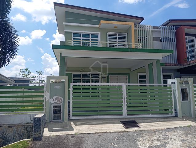 (Leasehold) Semi-D Terrace House 1