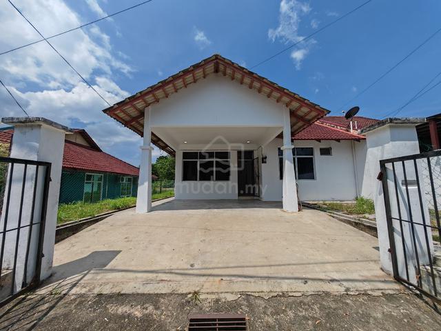 Sikamat Semi-D For Rent 1