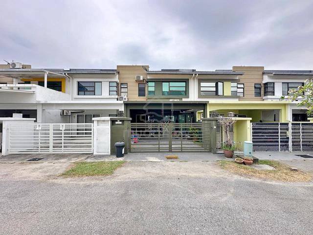 Double Storey House Abadi Height Solaria 1
