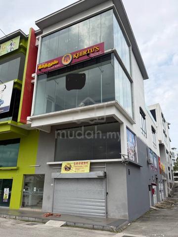 Office Units for Rent – Maison Rawang (Corner Lot) 1