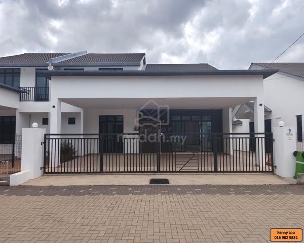 Kotasas P12 NEW 1.5 Story SEMI D House 1