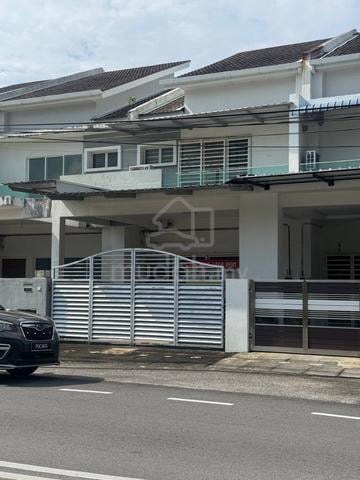 Teres 2 Tingkat Teluk Kumbar Bayan Lepas, Pulau Pinang🏡 1