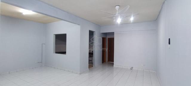[ Near School ] Townhouse Ground Putra Villa, Bandar Seri Putra, Bangi 1