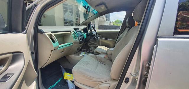 INNOVA 2.0 E (A) - Tip Top Condition- Direct Owner - 5