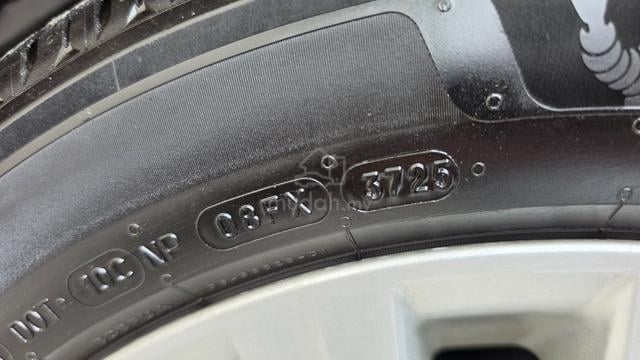 2012 TOYOTA VELLFIRE 2.4 (A) ZG New TYRE MICHELIN - 5