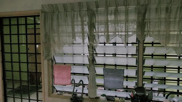 Kuala Selangor,single storey terrace for sale 4 bedroom,FREEHOLD! 5