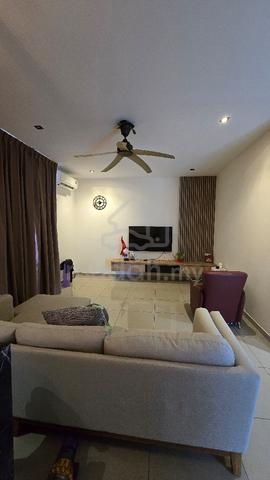 3 Storey house with 10 feet end lot 1