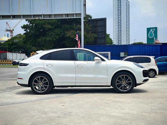 2022 Porsche Cayenne 3.0L Coupe PLATINUM EDITION - 2