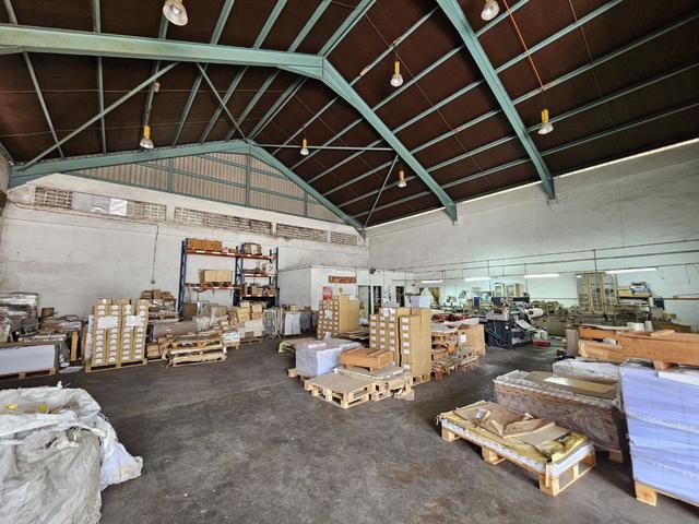 1.5 Storey Semi-D FactoryFOR SALE đPermas Jayaâ¨Freeholdâ¨Intermediate 1