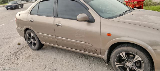 Nissan Sentra Auto - 3