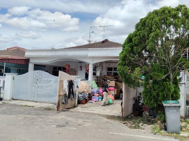 Taman universiti jalan kebangsaan single storey view n offer 1