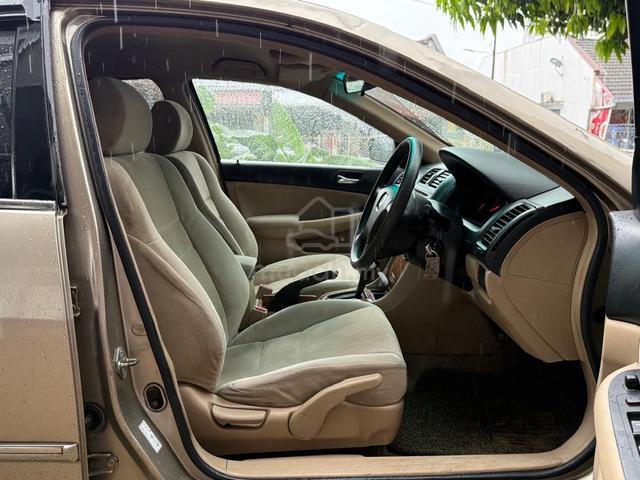 2004 Honda ACCORD 2.0 VTi (A) - 4
