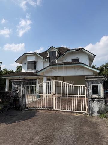 Bungalow utkJual Keruing Taman Bukit Rinting Masai Johor 1