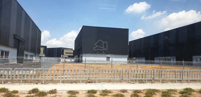 Double Story Factory at Bandar Bukit Raja Industrial for Rent 3