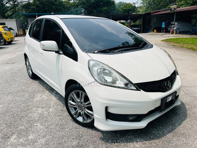 HONDA JAZZ GE8 1.5 (A) - YEAR 2014 - DiRECT OWNER - 1