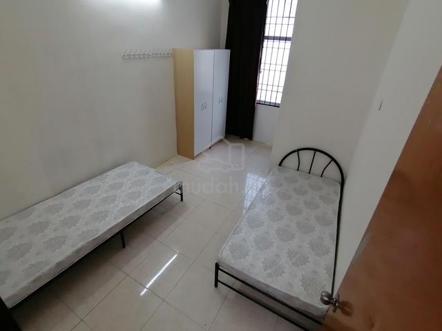 Bilik Sewa Rumah Teres 2 Tingkat Free Parking 1