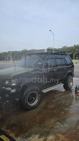 isuzu bighorn 3.2 petrol manual - 1