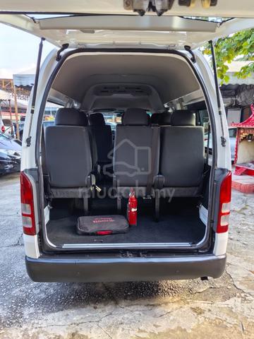 2017 Toyota HIACE 2.5 ENHANCED (M) - 5